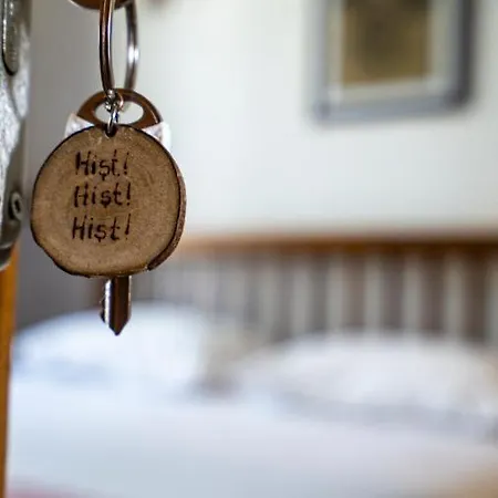 Ayisigi Hotel *