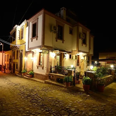 Ayisigi Ayvalı